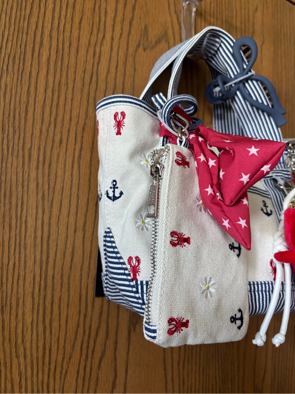Nautical Lobster 🦞 Madden Girl Canvas Handbag Purse with Red Lobster Plush Charm - Picture 2 of 7